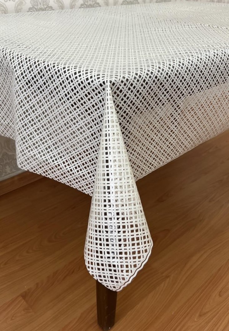 Pvc Şeffaf Kaplama Muşamba Masa Örtüsü Çapraz tasarım