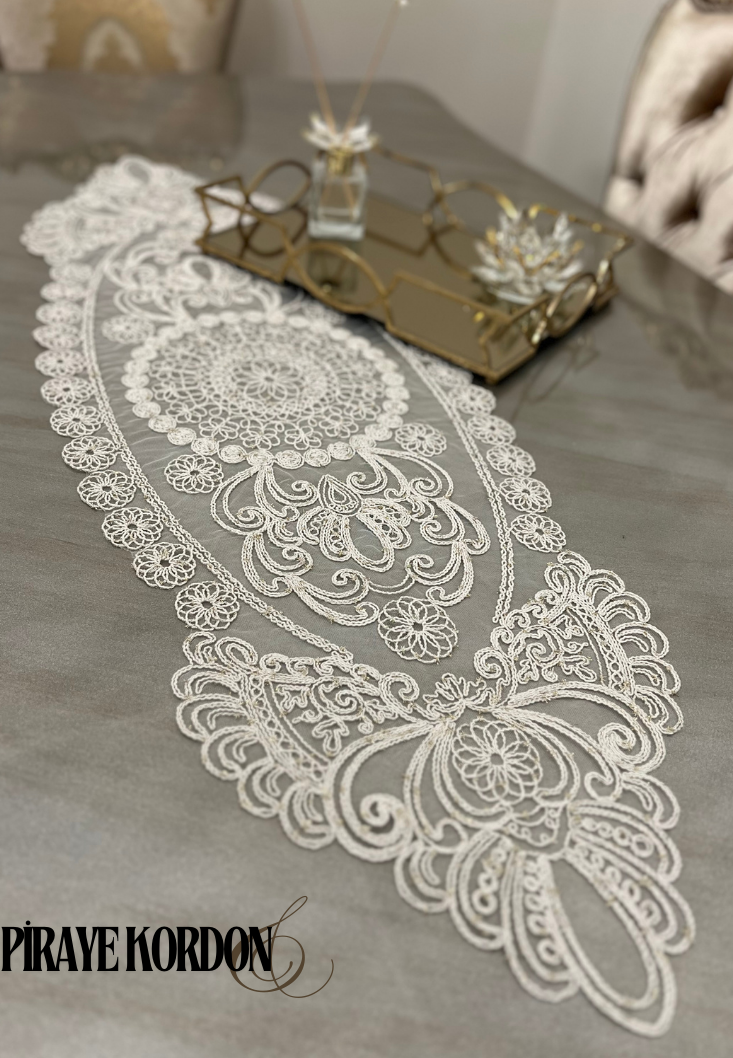 Piraye Runner Kordon İşlemeli 35x145 cm 