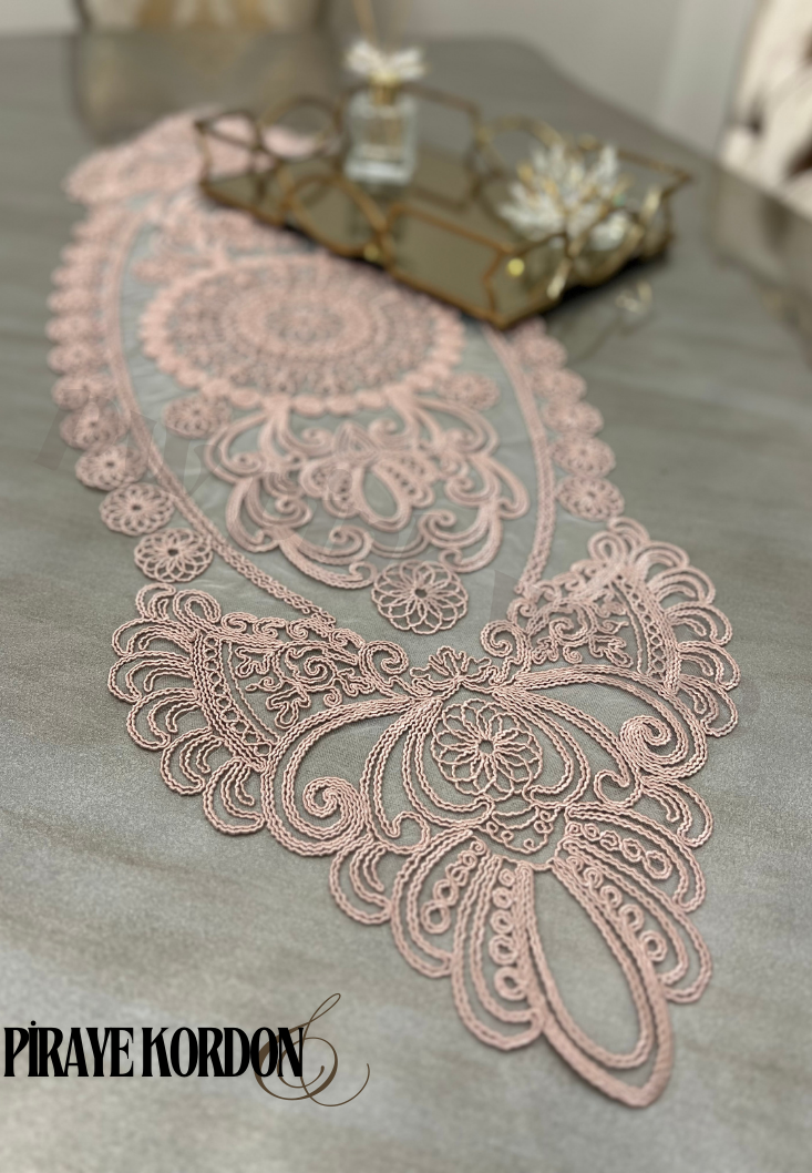 Piraye Runner Kordon İşlemeli 35x145 cm 
