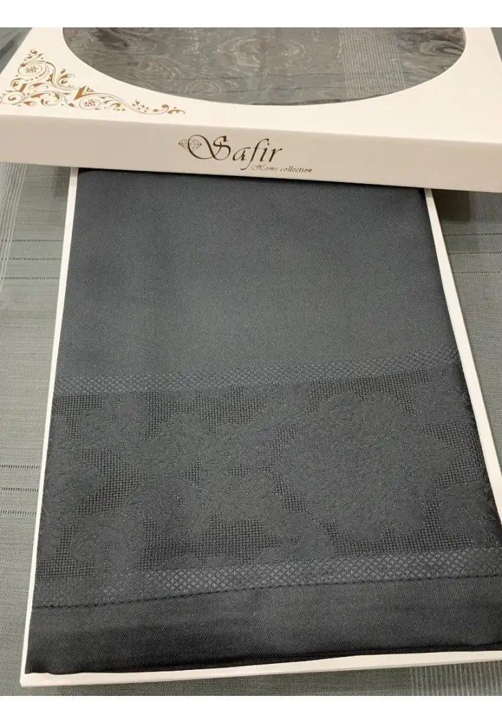 Jumbo Masa Örtüleri - 4 Kişilik 110x160 cm siyah İpek Saten 